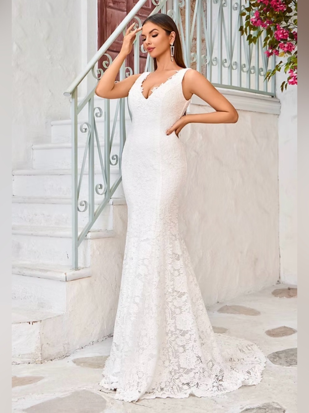 Elegant Ivory Lace Mermaid Wedding Gown with V-Neck